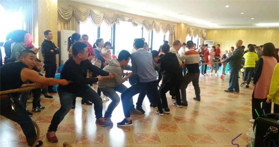 BBunion涪陵金科世界中心:大手拉小手,一起去郊游 BBunion涪陵金科世界中心:大手拉小手,一起去郊游