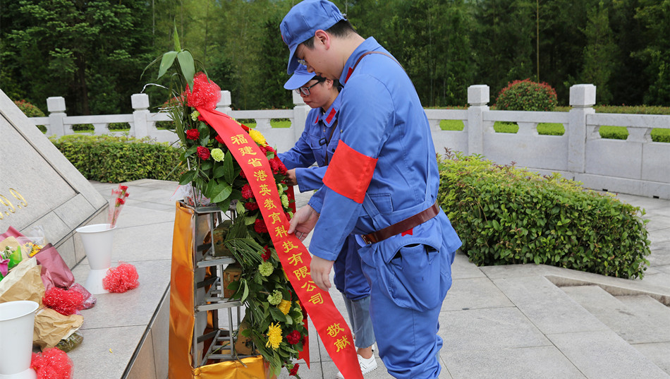 在古田会议光芒照耀下BBunion人继续前进 在古田会议光芒照耀下BBunion人继续前进
